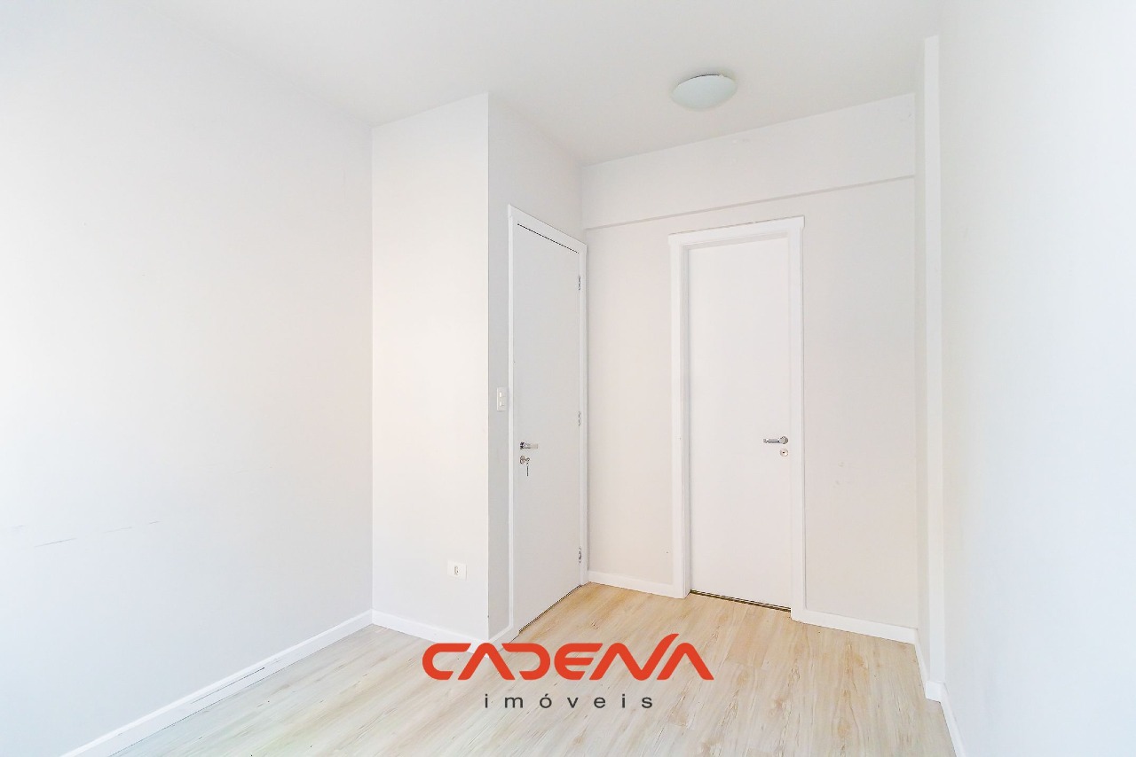 Apartamento para aluguel no Capão Raso: 