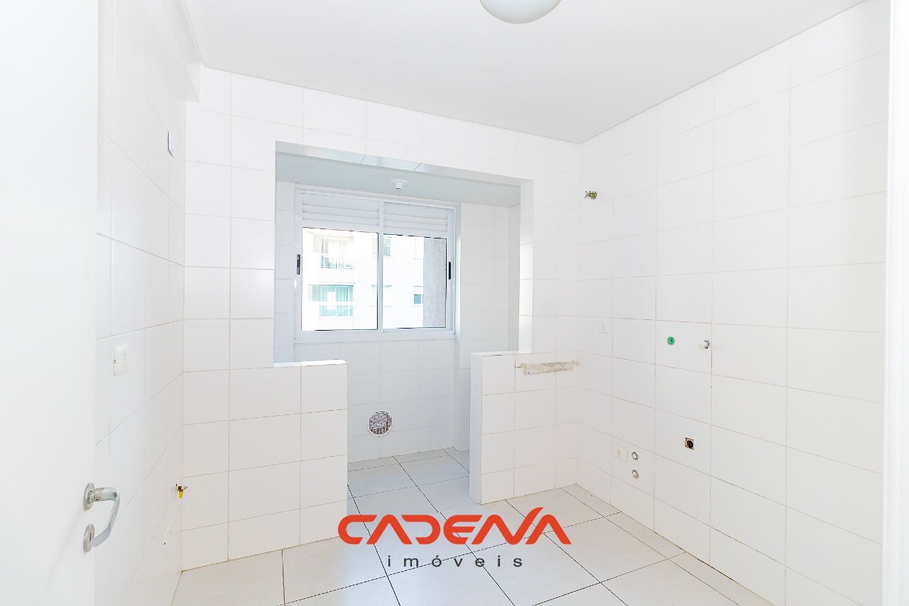 Apartamento para aluguel no Capão Raso: 