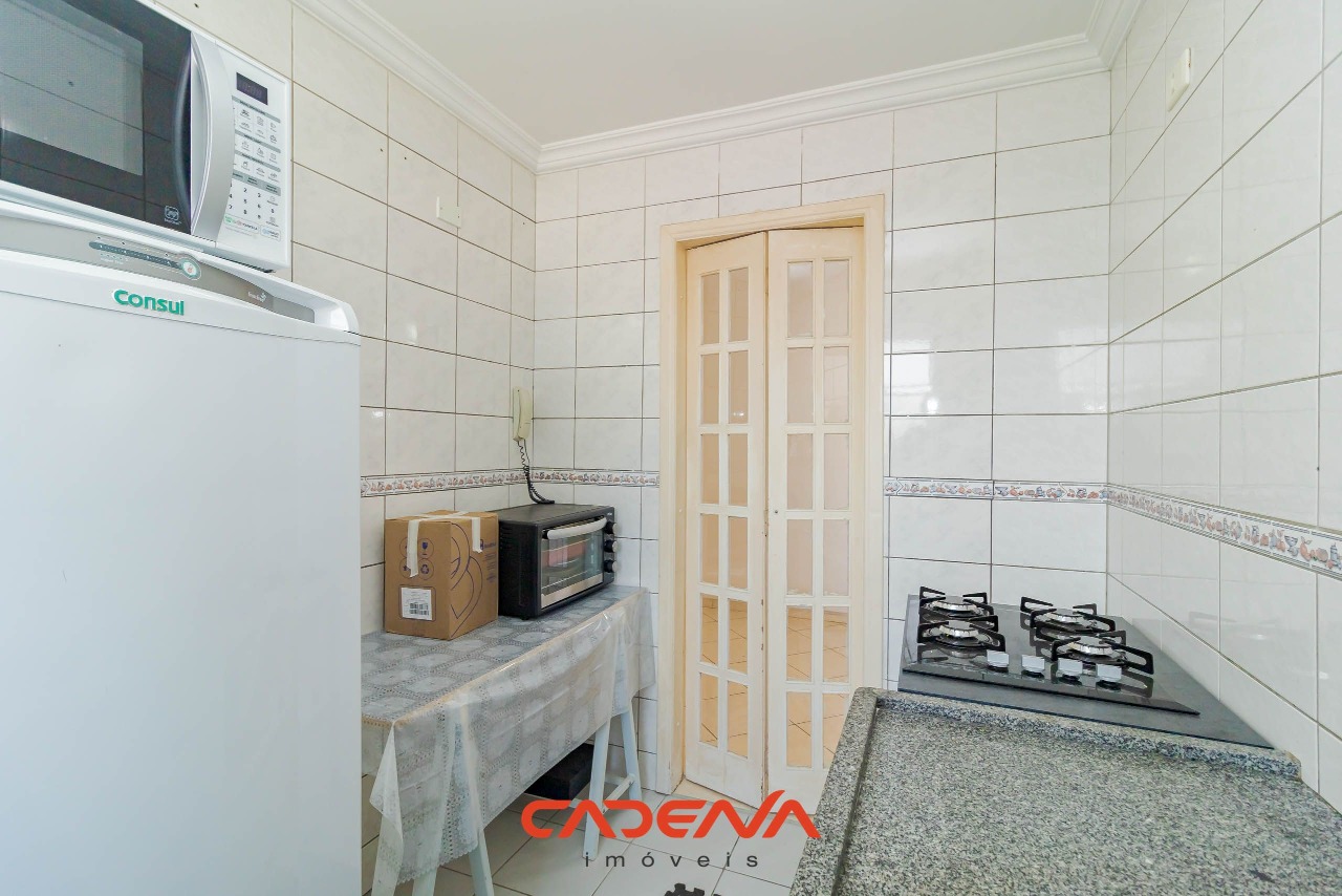 Apartamento à venda no Cabral: 