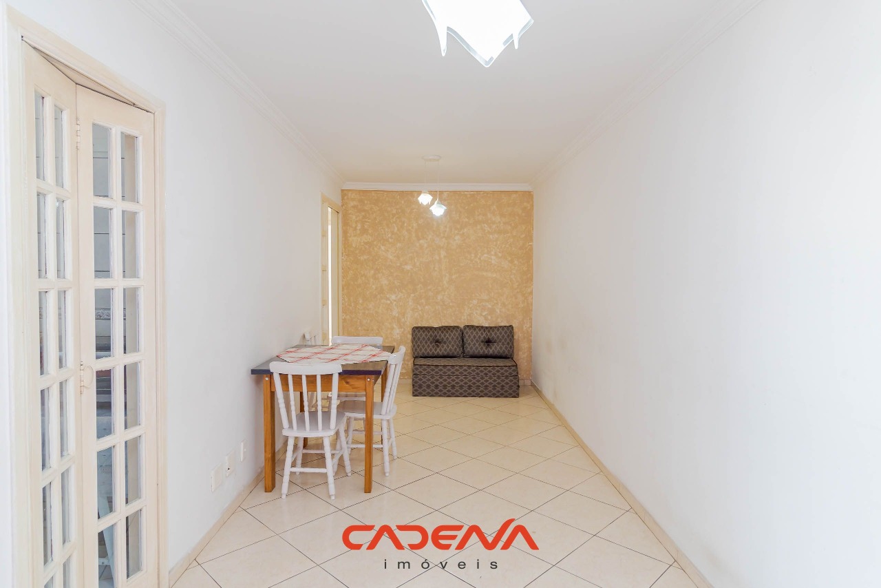 Apartamento à venda no Cabral: 