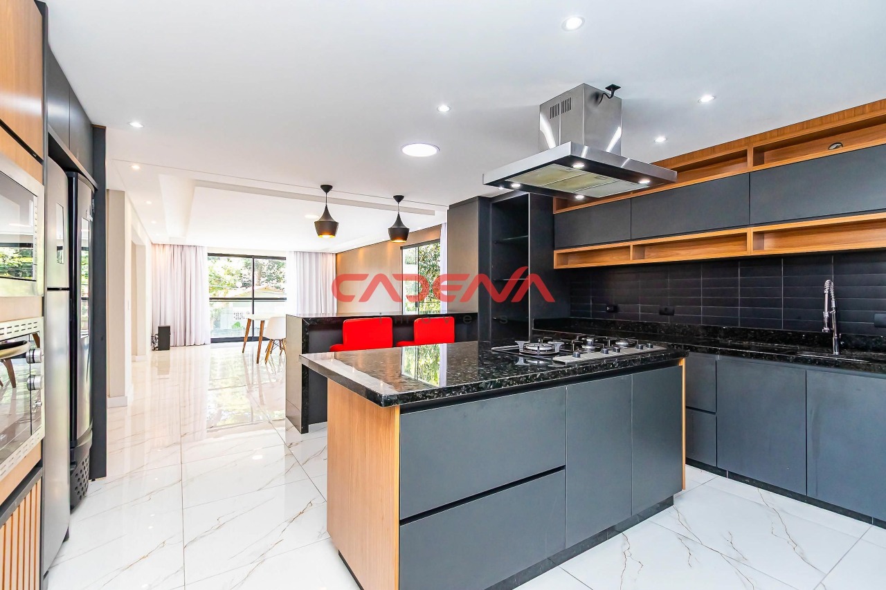 Casa à venda no Pilarzinho: 