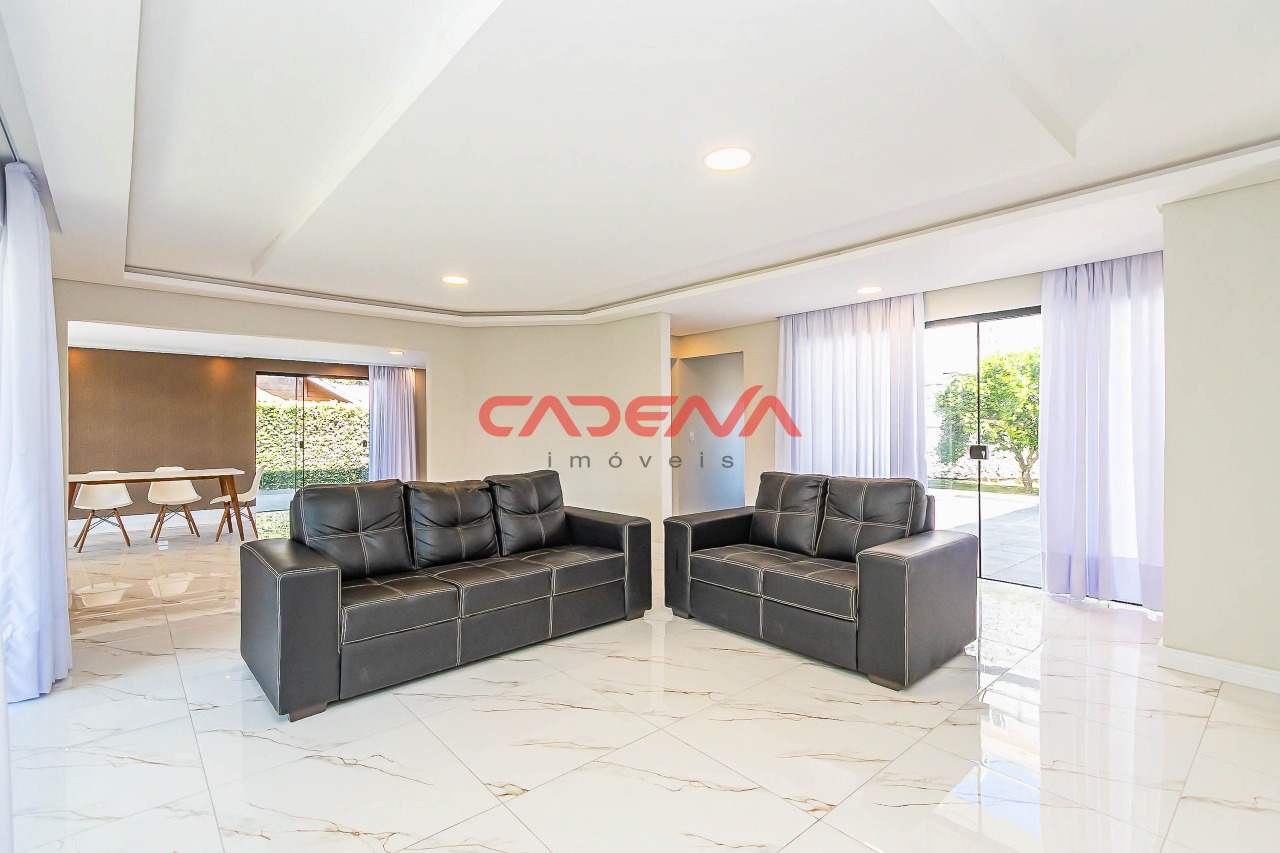 Casa à venda no Pilarzinho: 