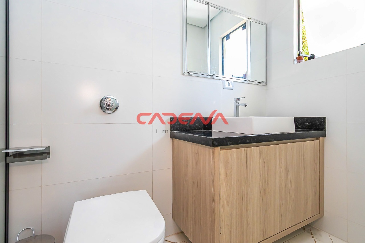 Casa à venda no Pilarzinho: 