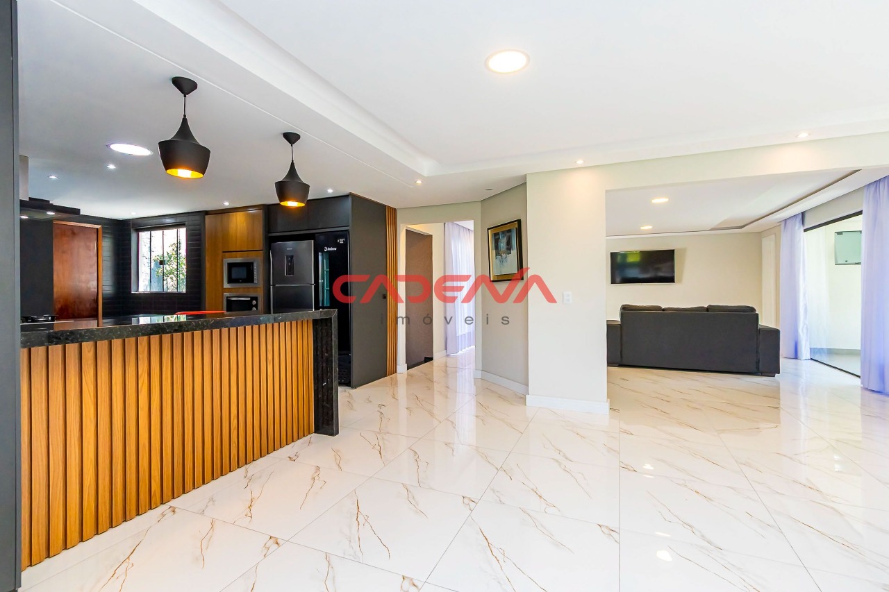 Casa à venda no Pilarzinho: 