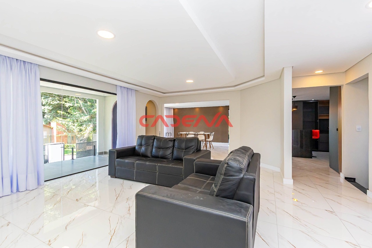 Casa à venda no Pilarzinho: 