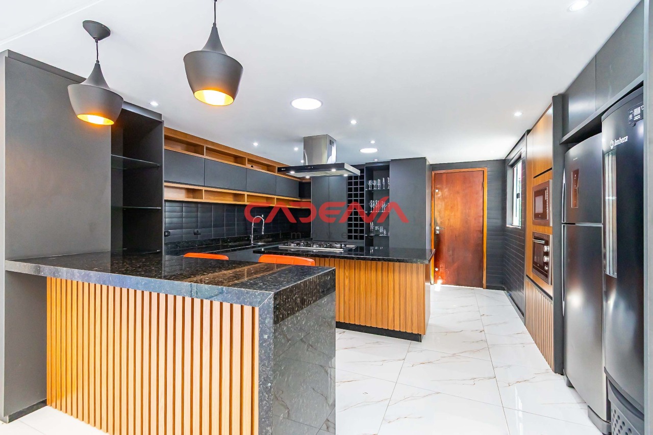 Casa à venda no Pilarzinho: 