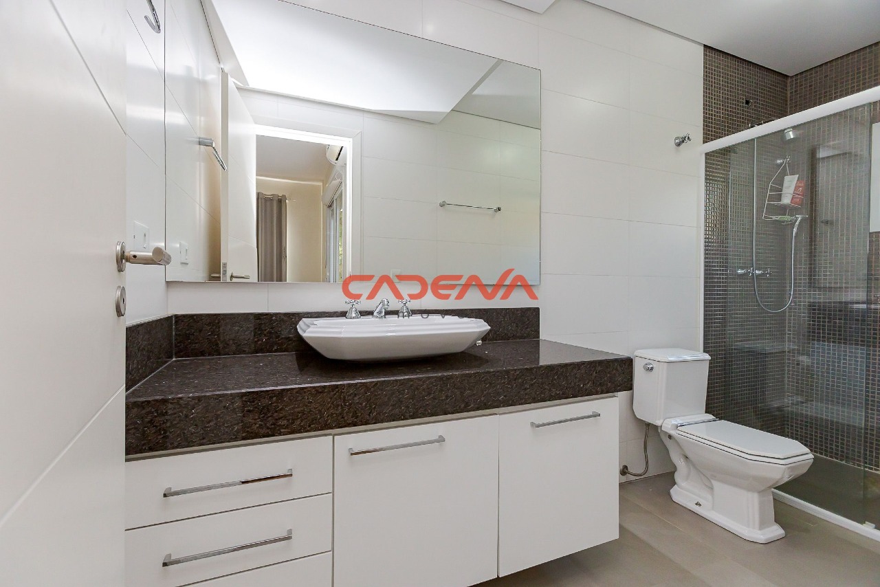 Casa para aluguel no Campo Comprido: 