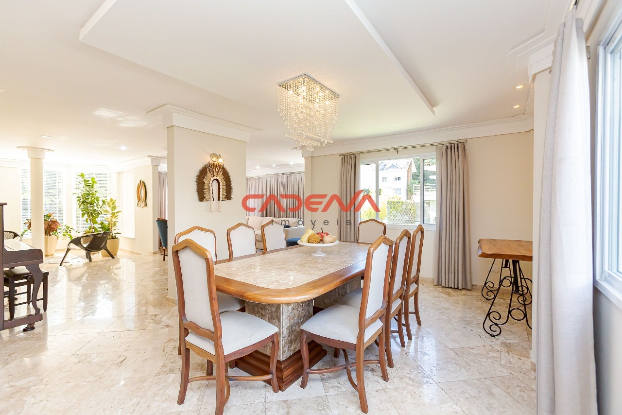 Casa para aluguel no Campo Comprido: 