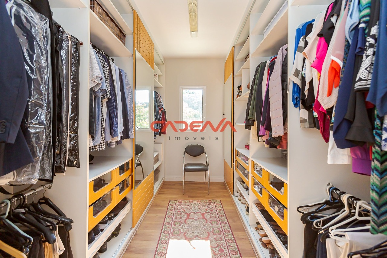 Casa para aluguel no Campo Comprido: 