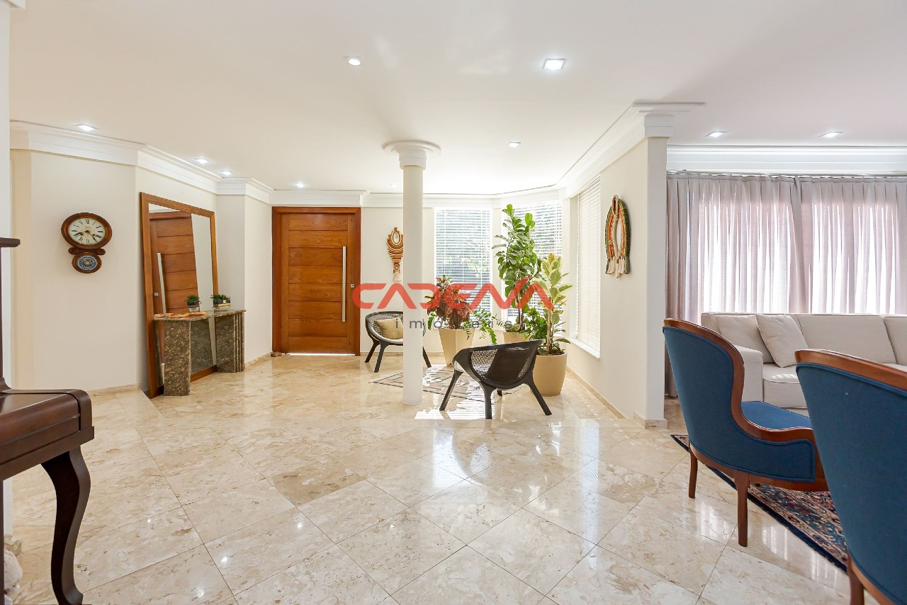 Casa para aluguel no Campo Comprido: 