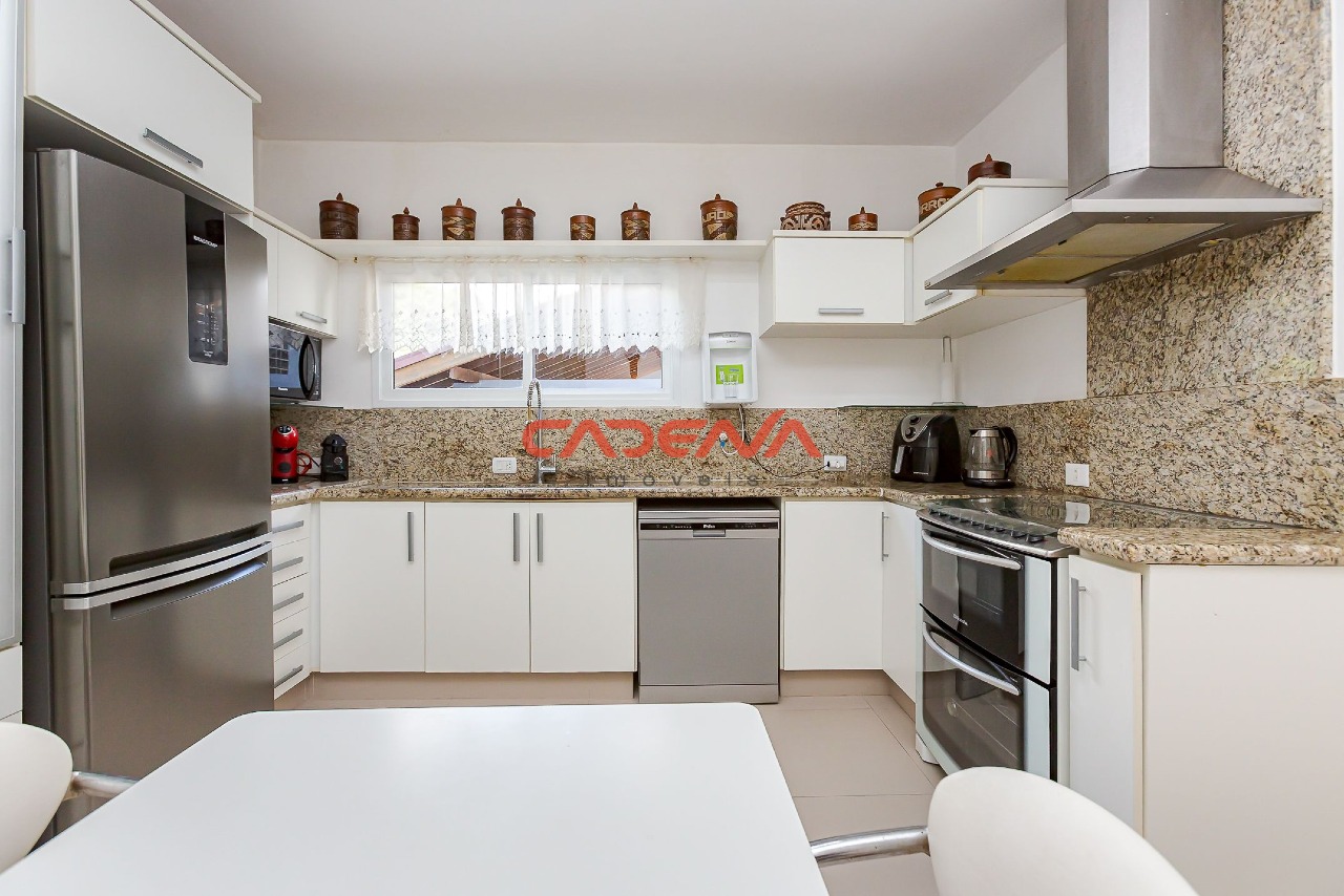 Casa para aluguel no Campo Comprido: 