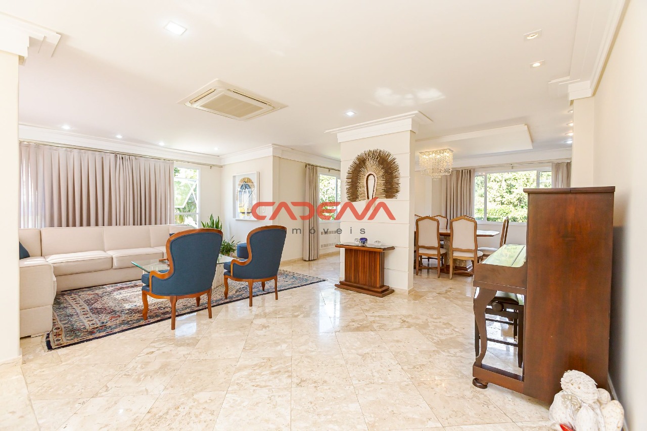 Casa para aluguel no Campo Comprido: 