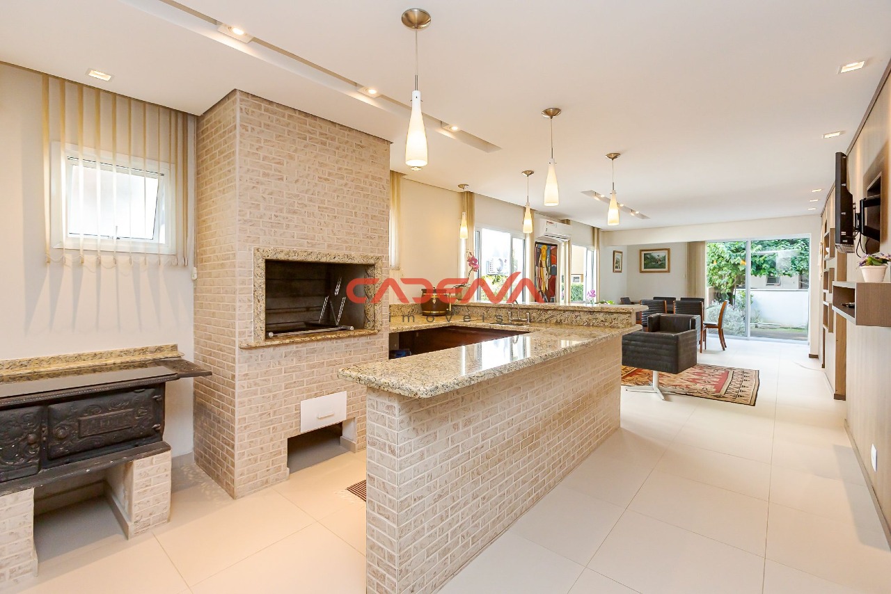 Casa para aluguel no Campo Comprido: 