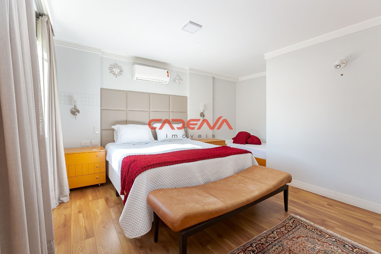 Casa para aluguel no Campo Comprido: 