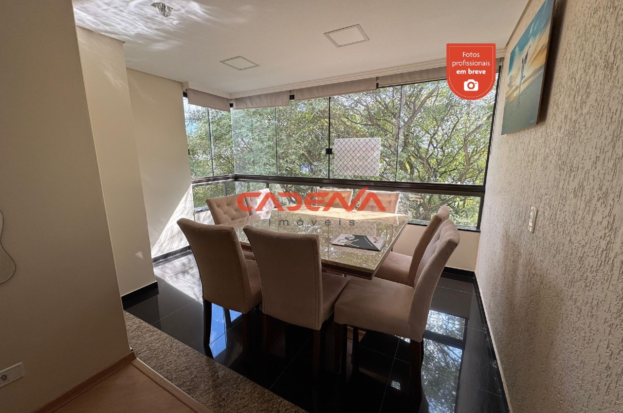 Apartamento à venda no Cristo Rei: 