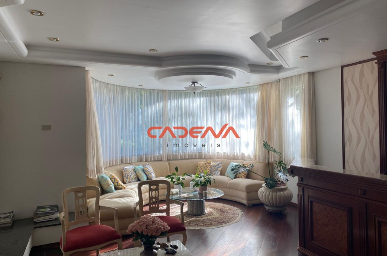 Casa à venda no Bigorrilho: 