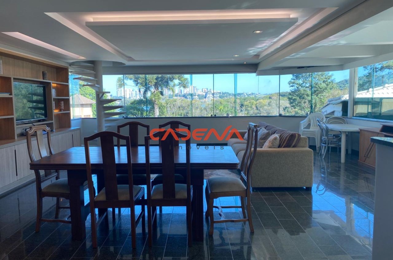 Casa à venda no Bigorrilho: 