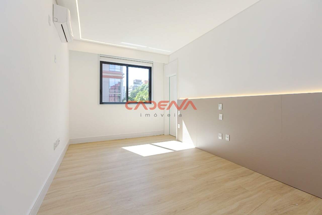 Apartamento para aluguel no Cabral: 