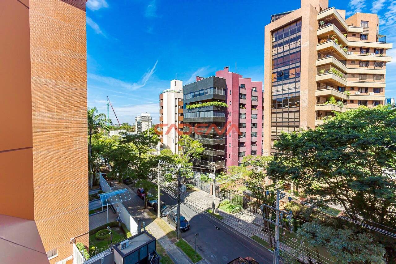 Apartamento para aluguel no Cabral: 