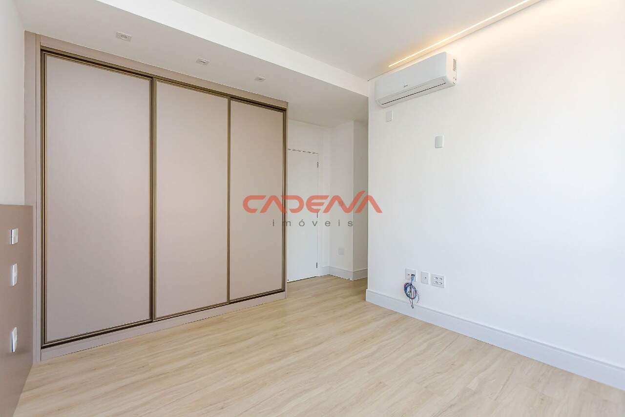 Apartamento para aluguel no Cabral: 
