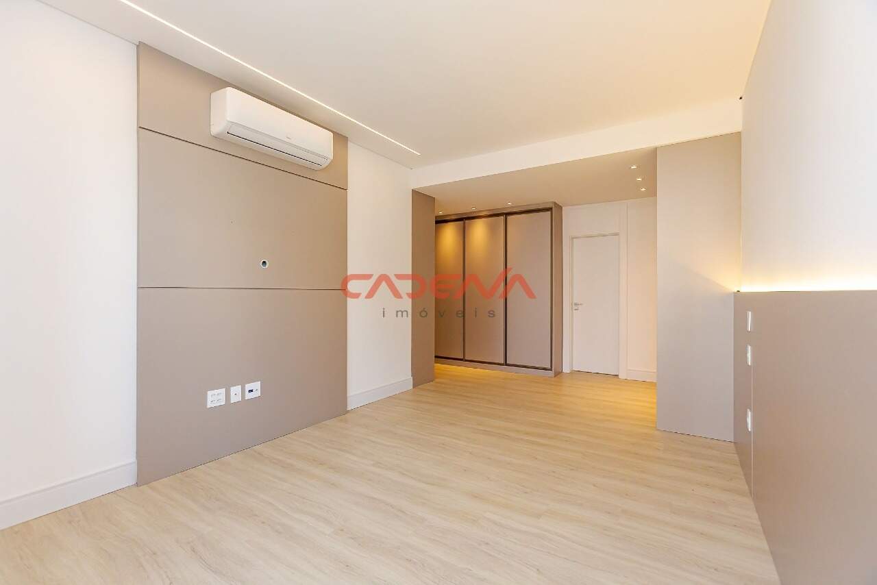 Apartamento para aluguel no Cabral: 