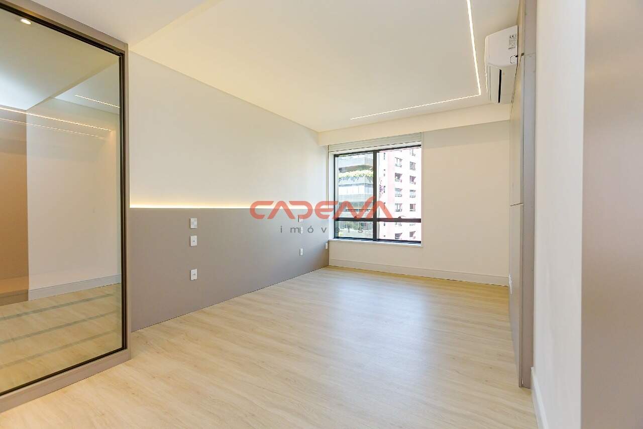 Apartamento para aluguel no Cabral: 