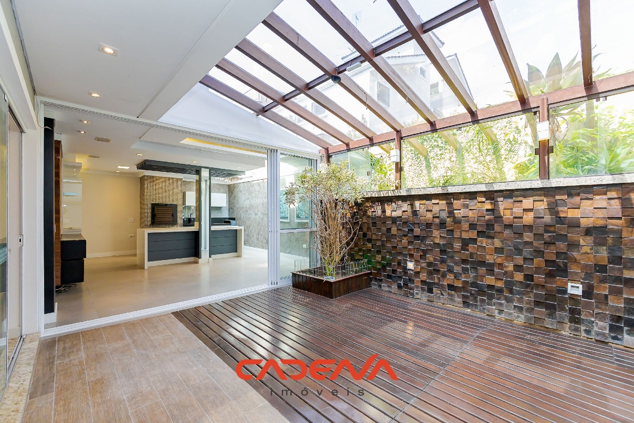 Casa para aluguel no Campo Comprido: 