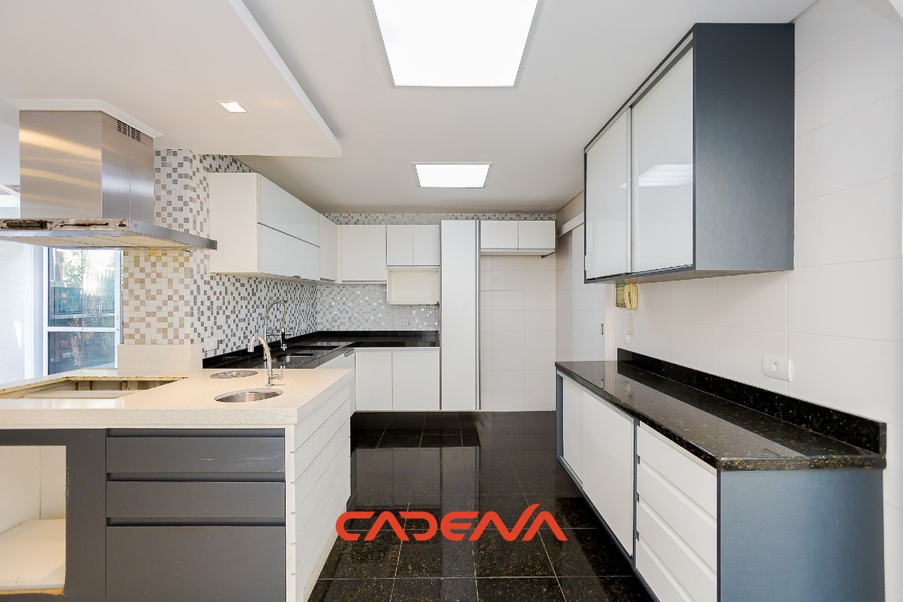 Casa para aluguel no Campo Comprido: 