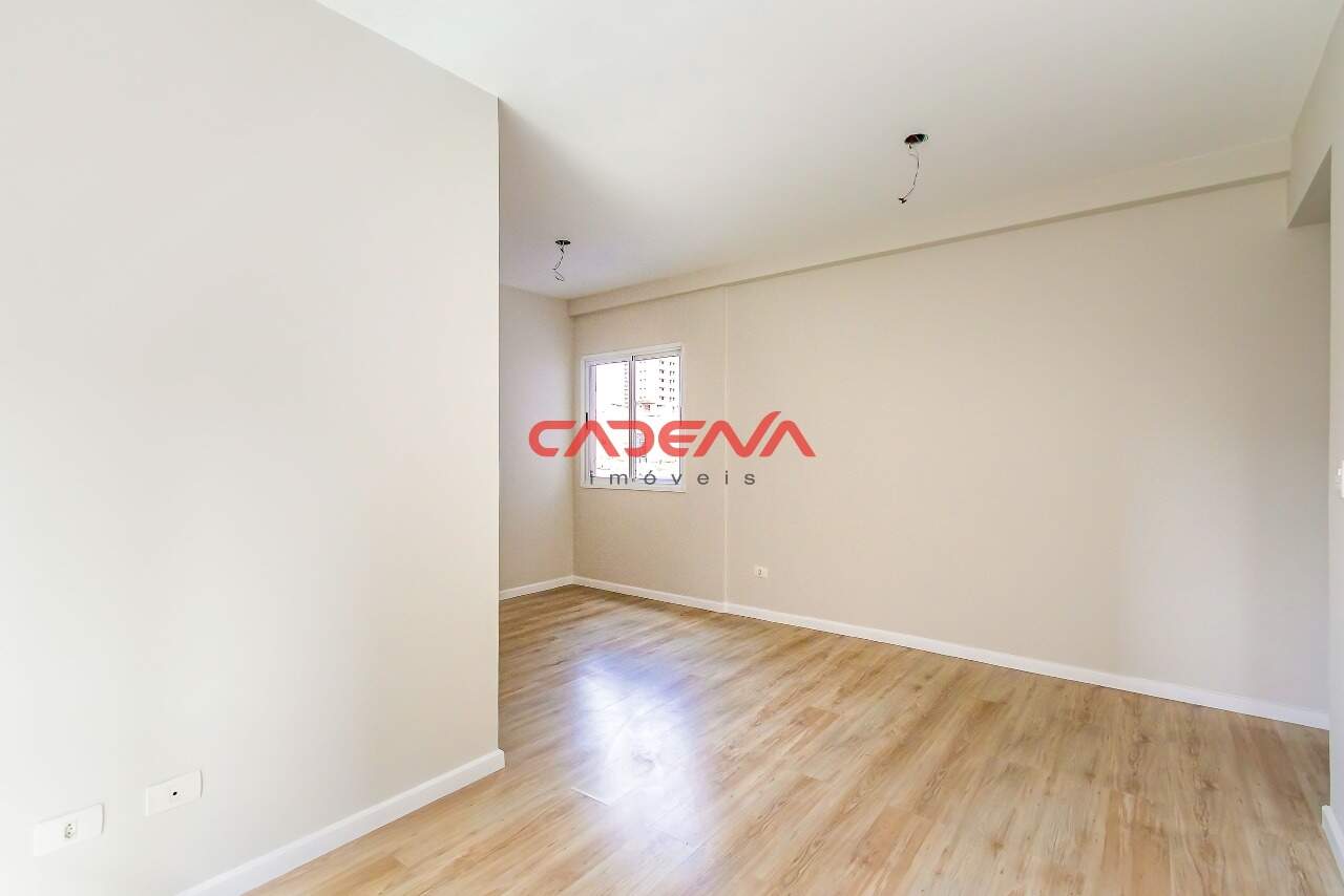 Apartamento para aluguel no Capão Raso: 