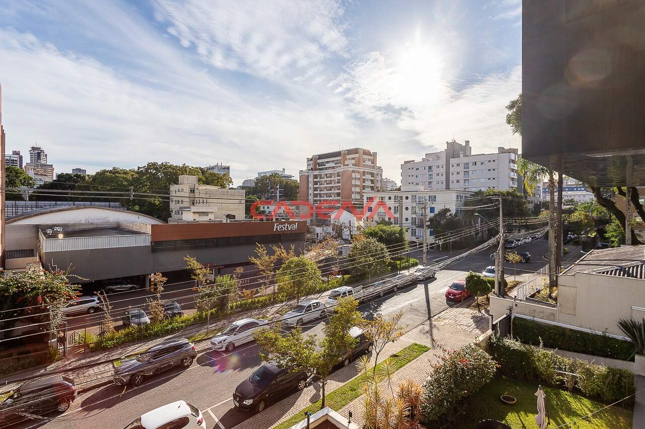 Apartamento à venda no Mercês: 