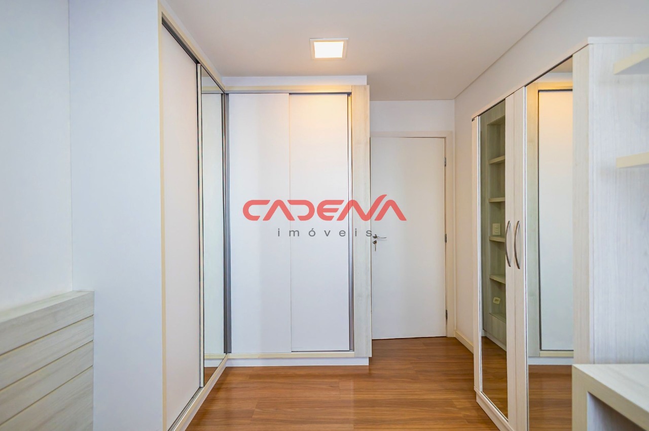 Apartamento à venda no Mercês: 