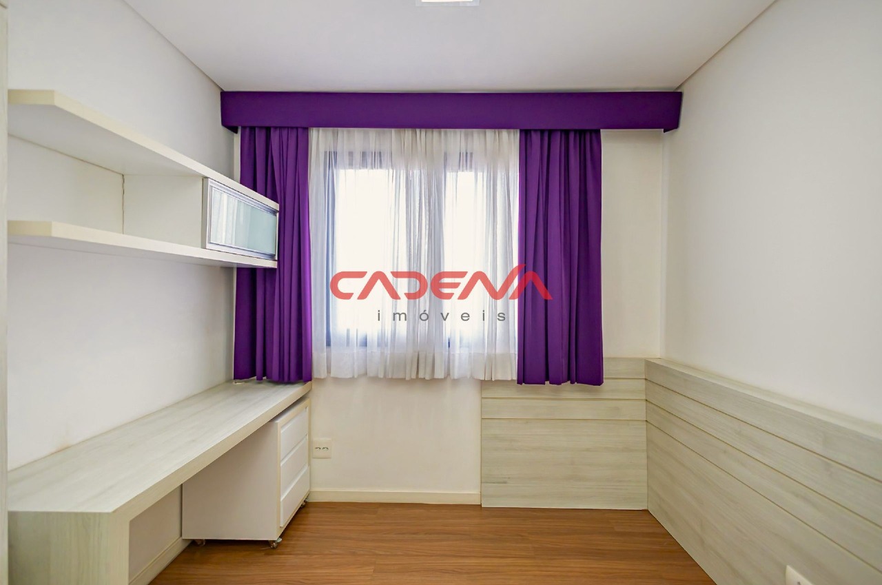 Apartamento à venda no Mercês: 