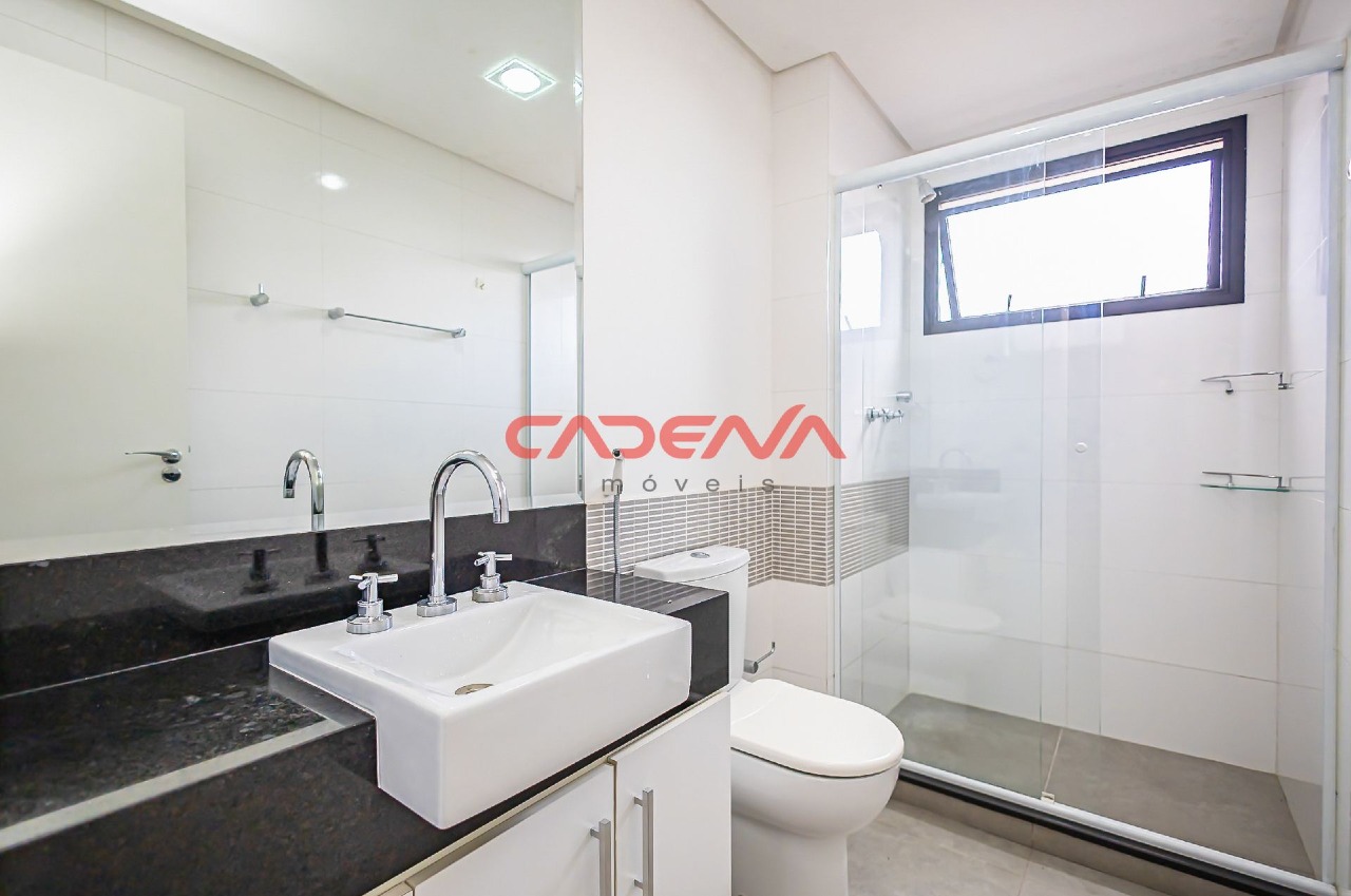 Apartamento à venda no Mercês: 