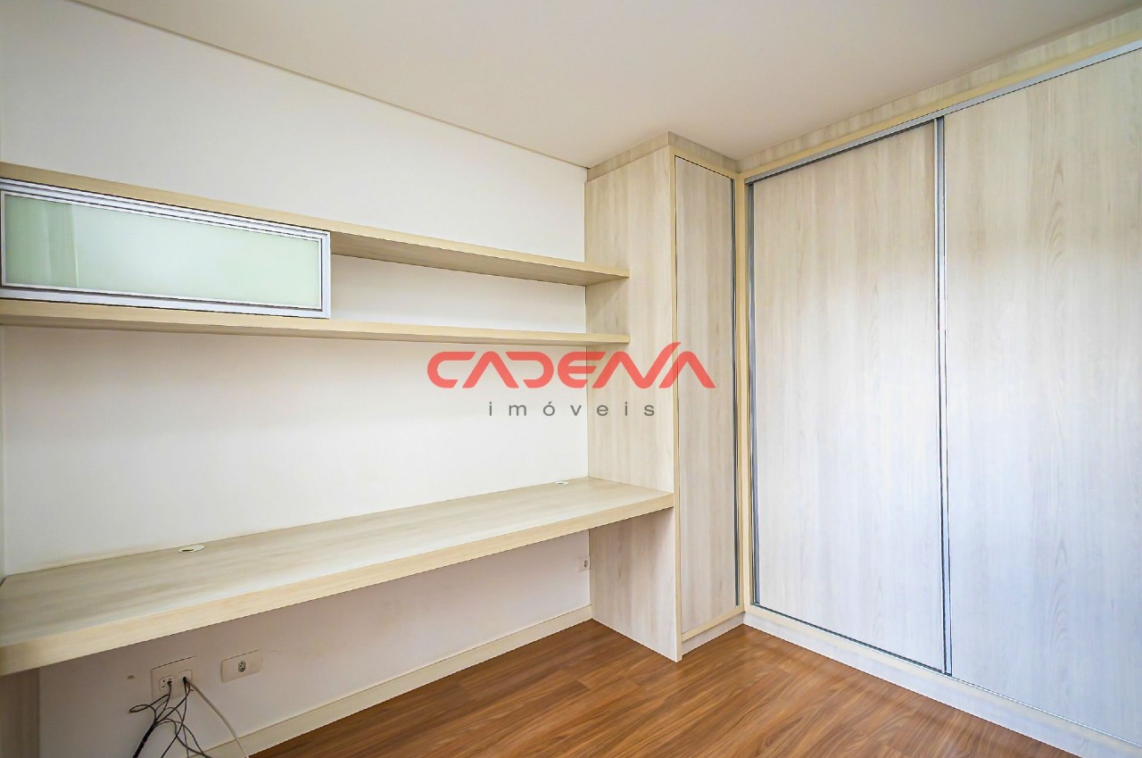 Apartamento à venda no Mercês: 