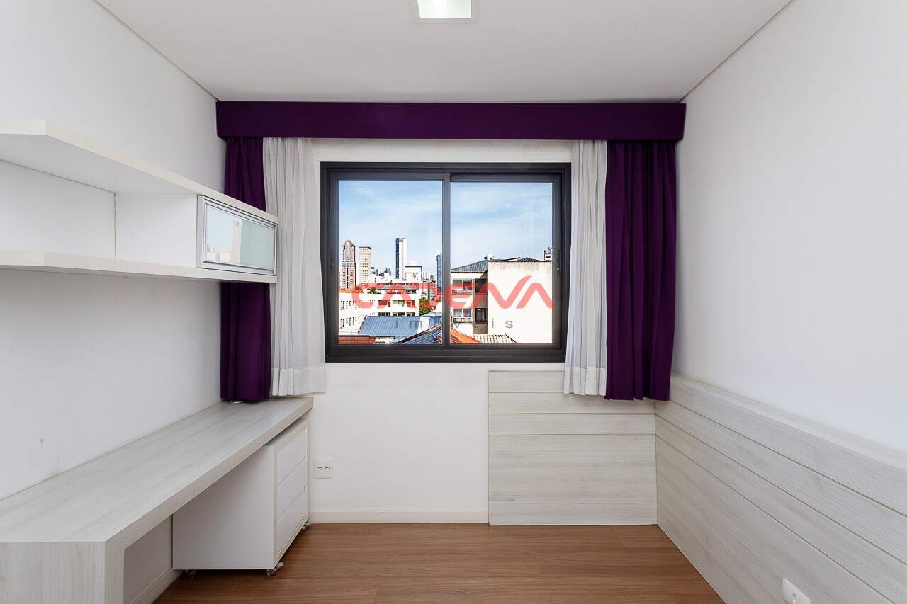 Apartamento à venda no Mercês: 