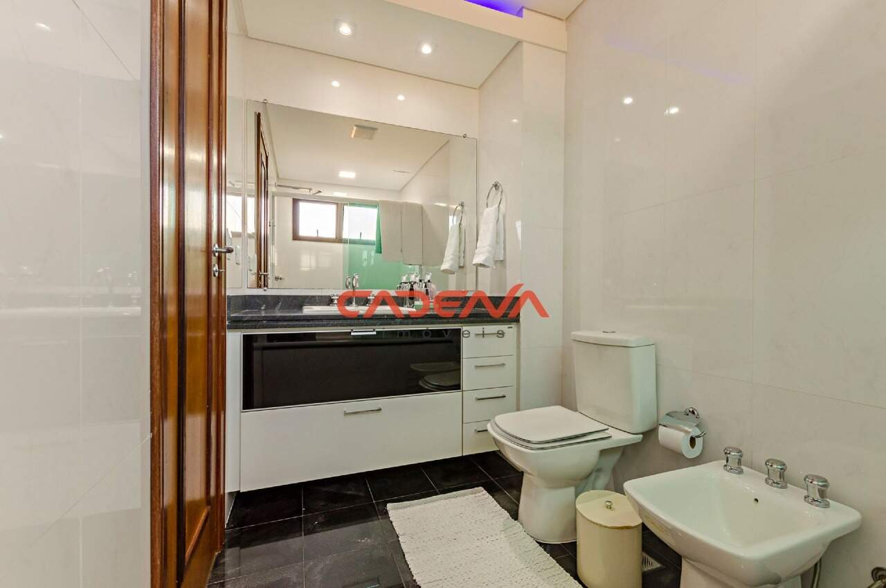 Apartamento à venda no Cristo Rei: 