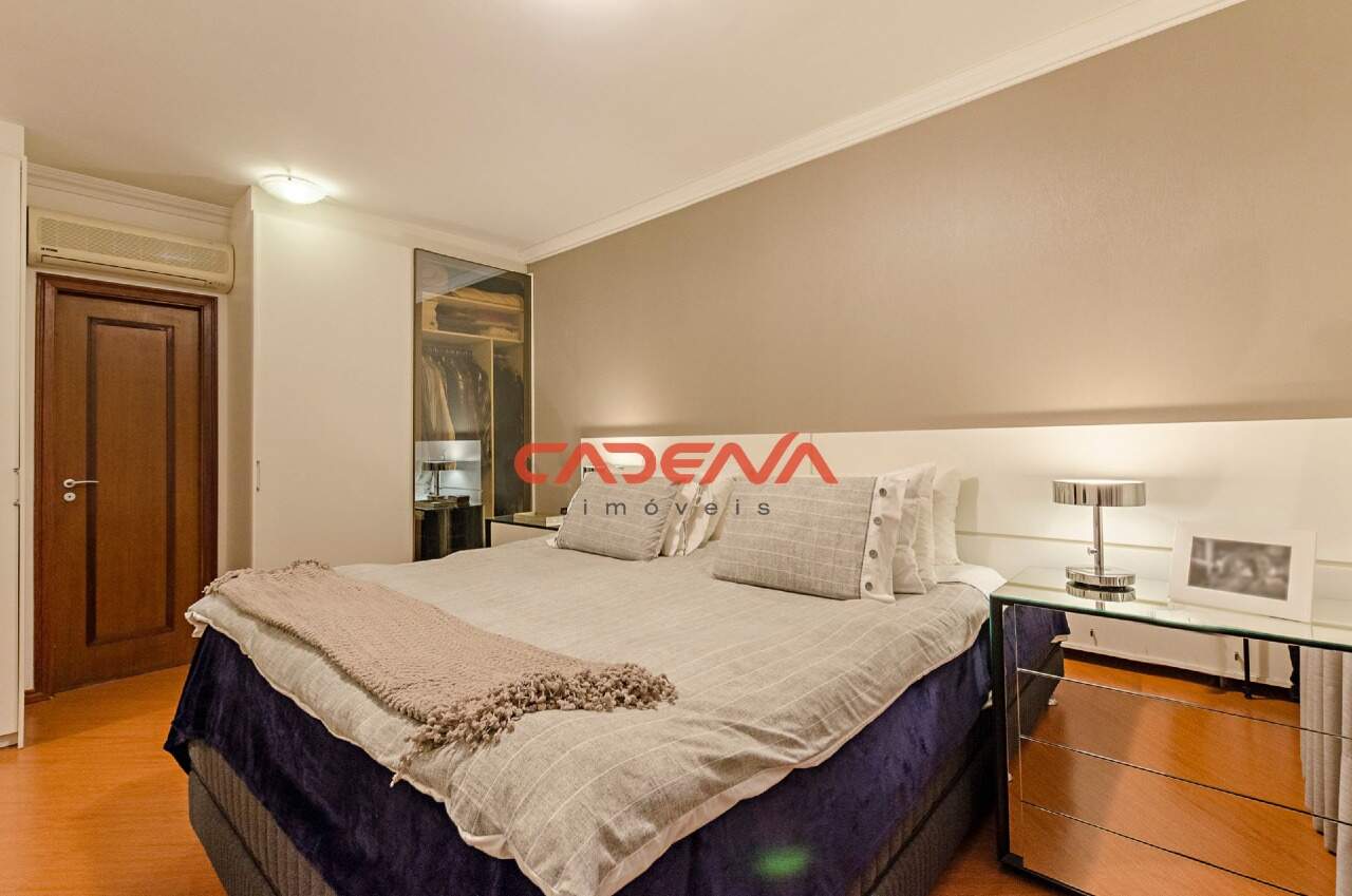 Apartamento à venda no Cristo Rei: 