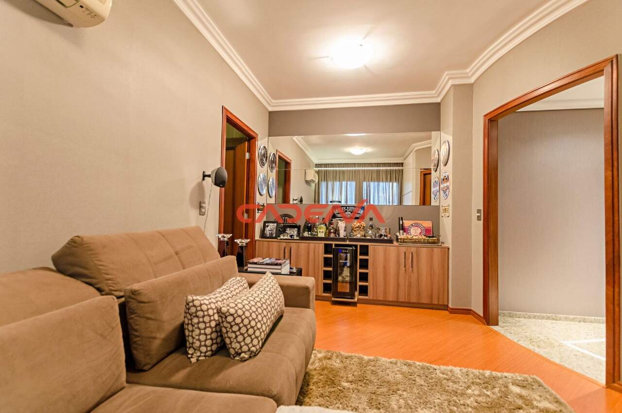 Apartamento à venda no Cristo Rei: 