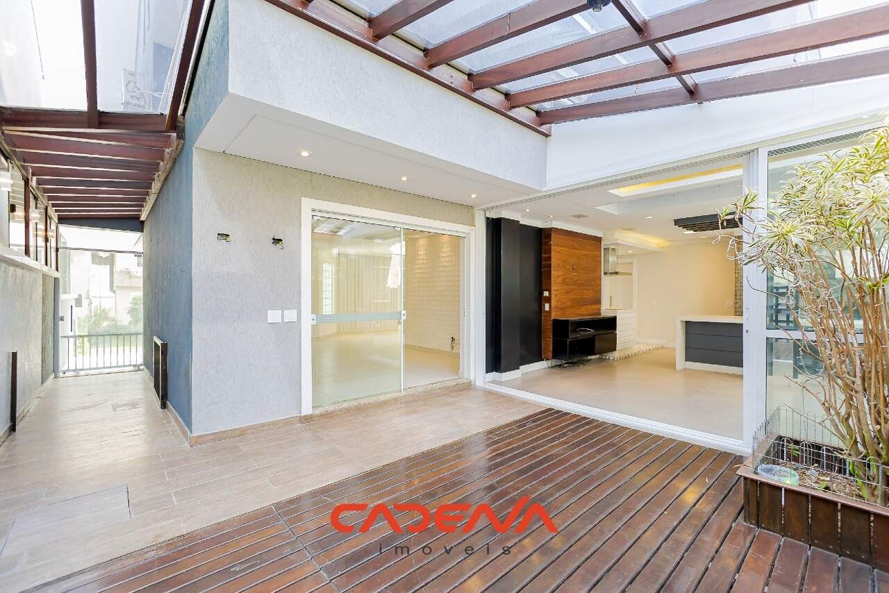 Casa em condomínio fechado à venda no Campo Comprido: 