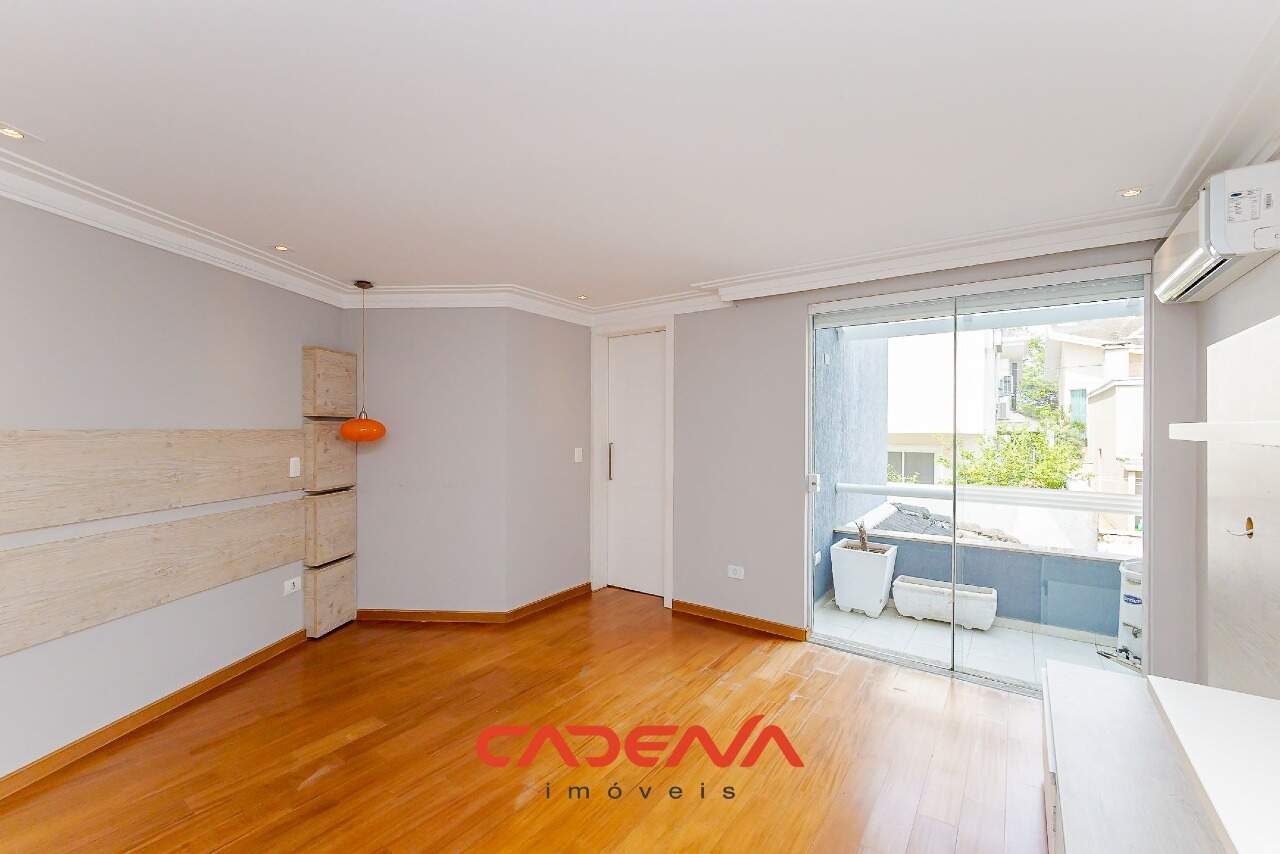 Casa em condomínio fechado à venda no Campo Comprido: 