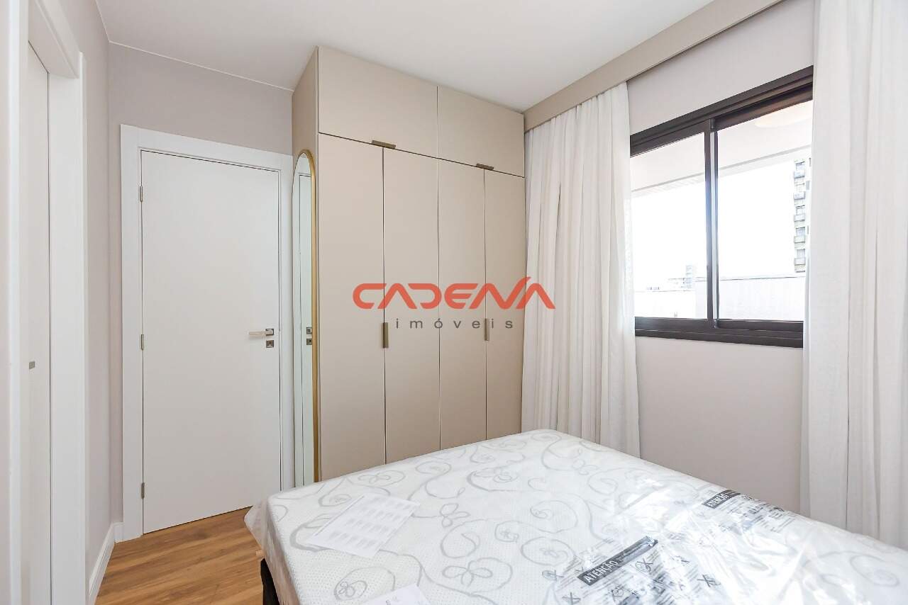 Apartamento para aluguel no Batel: 