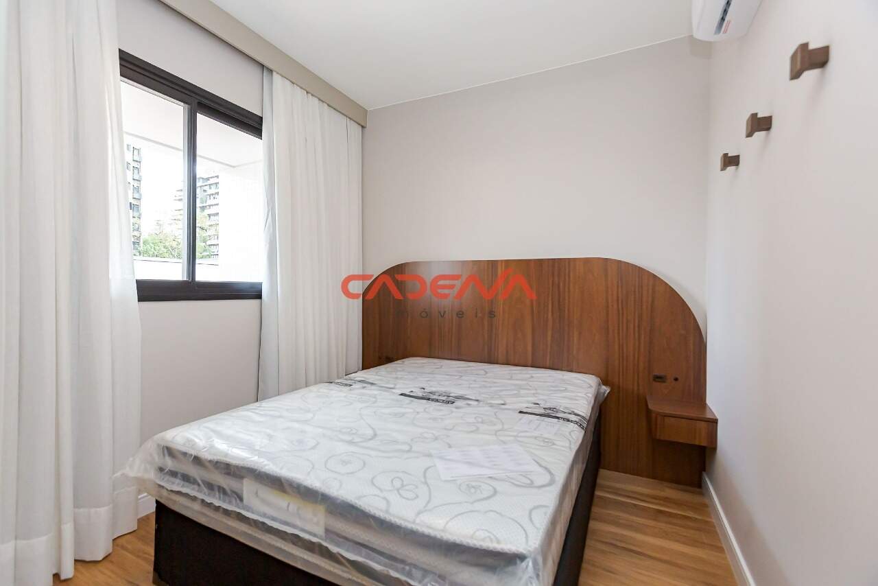 Apartamento para aluguel no Batel: 