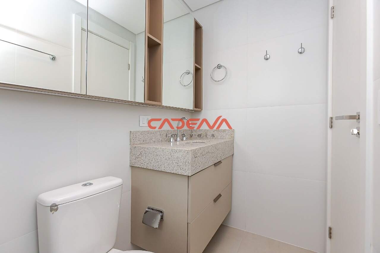 Apartamento para aluguel no Batel: 