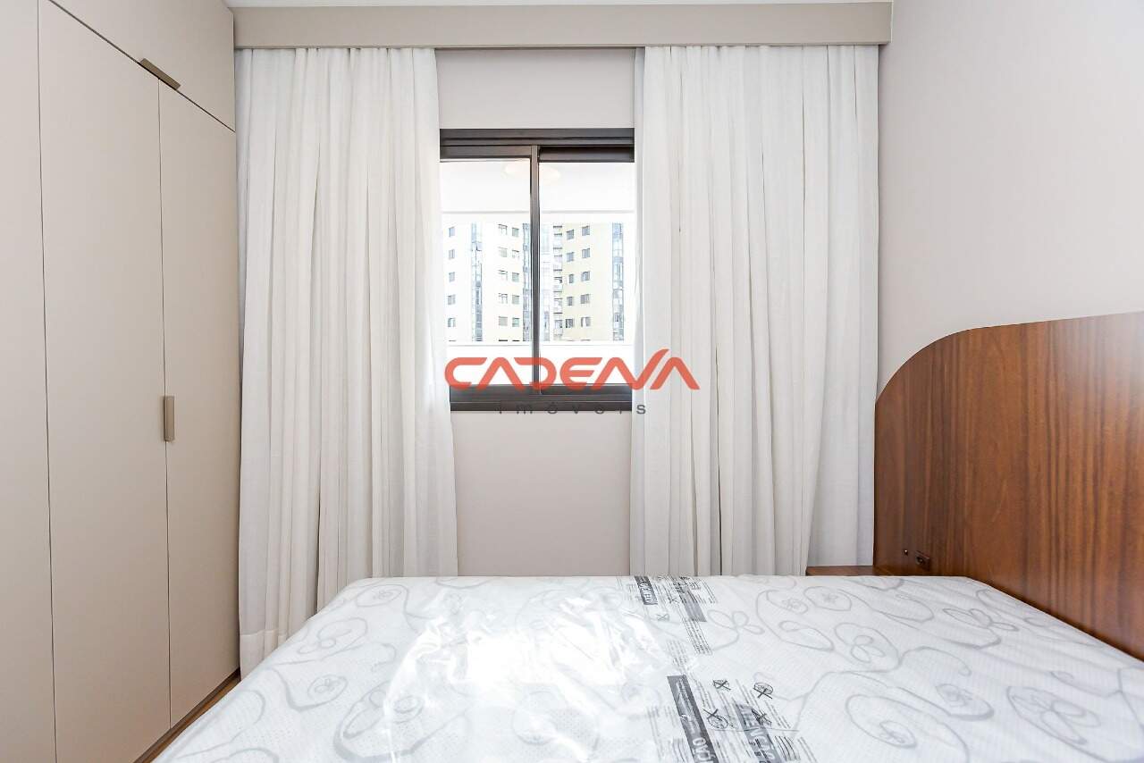 Apartamento para aluguel no Batel: 