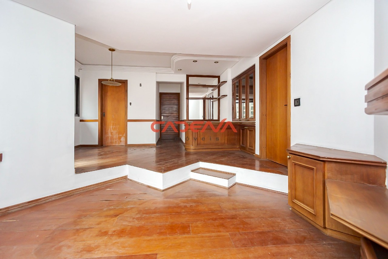 Apartamento à venda no Água Verde: 