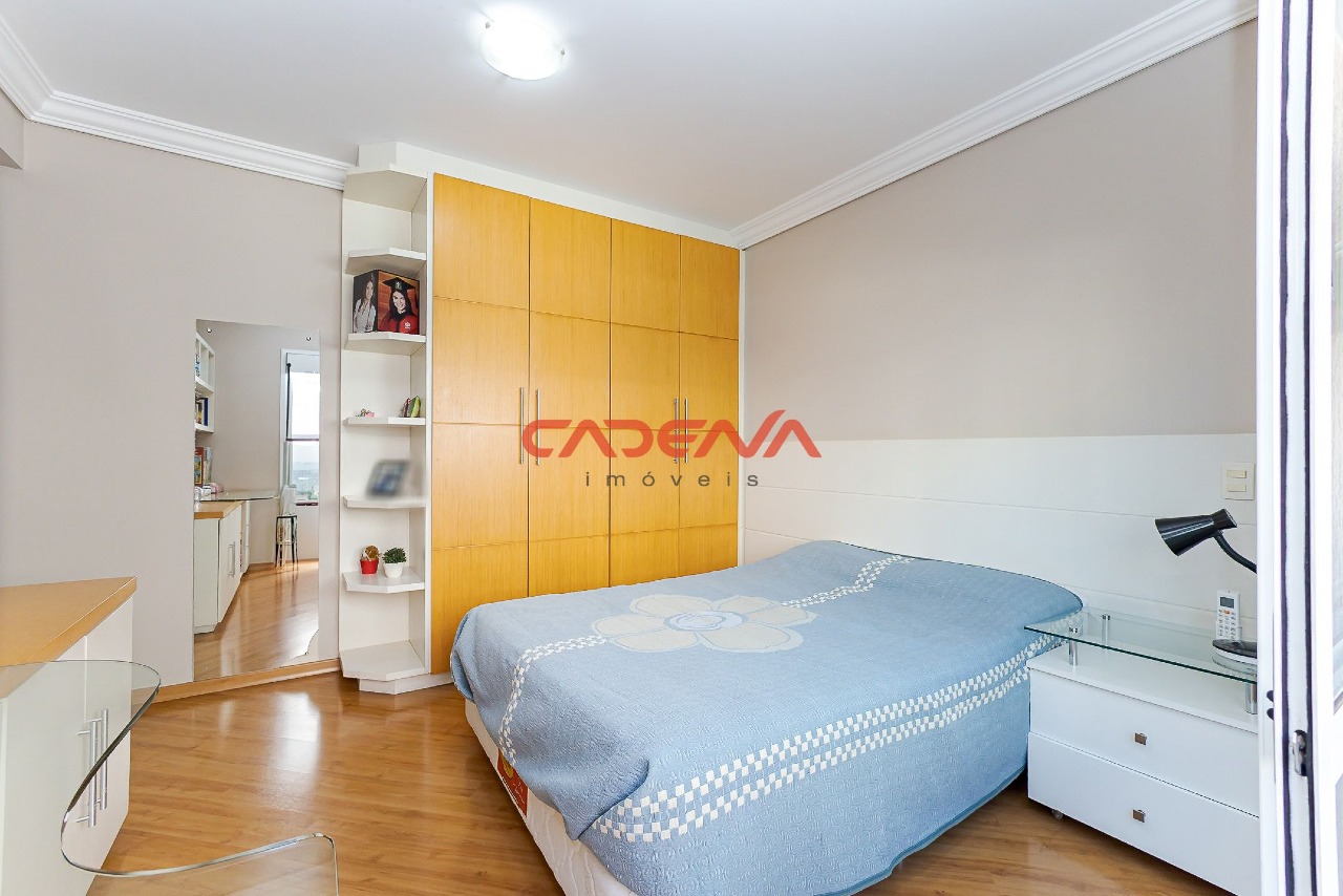 Casa à venda no Ahu: 