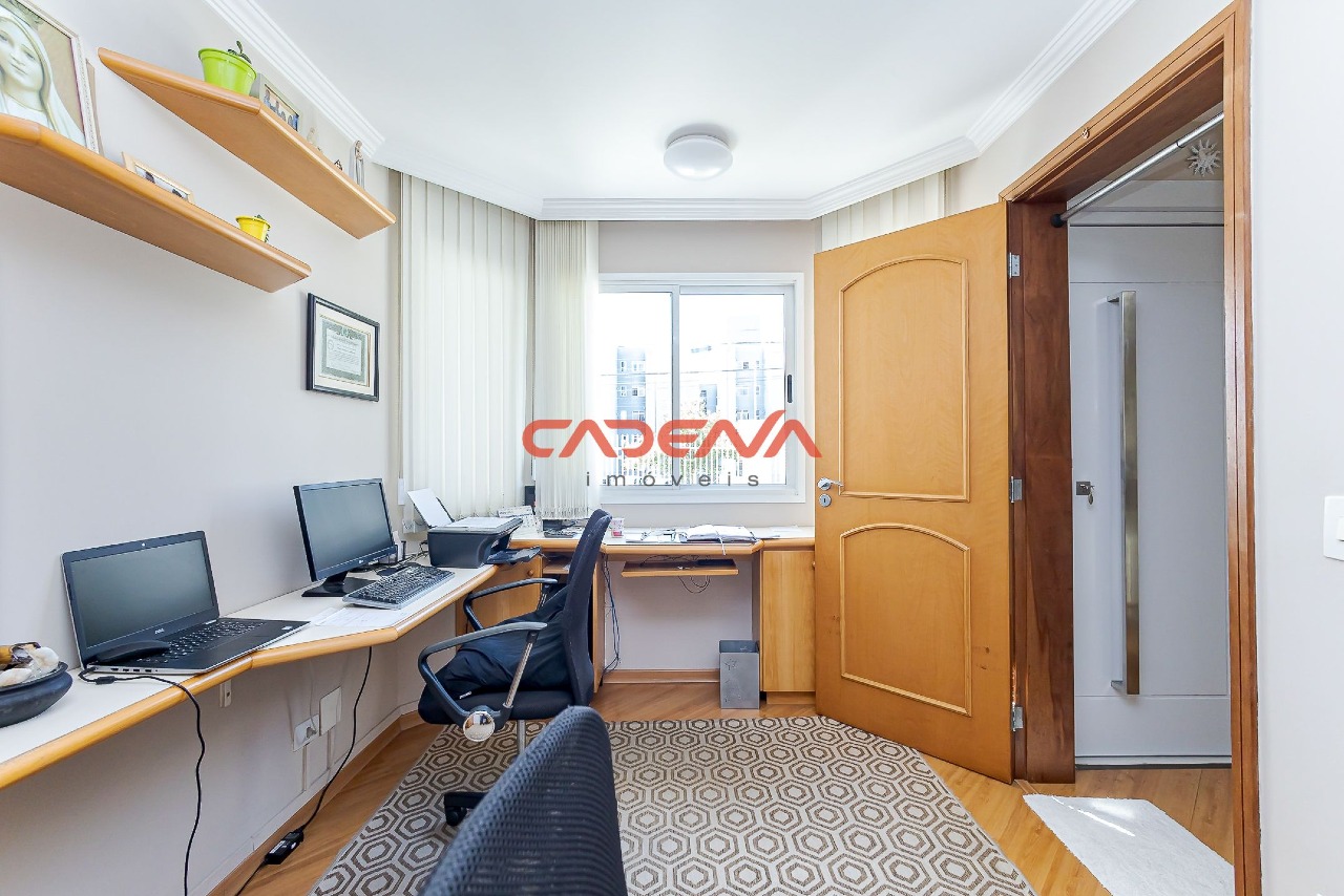 Casa à venda no Ahu: 