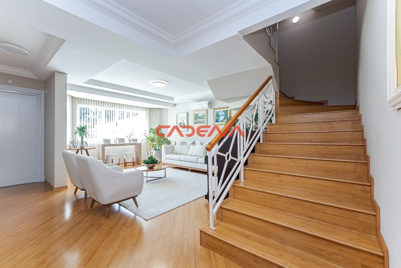 Casa à venda no Ahu: 