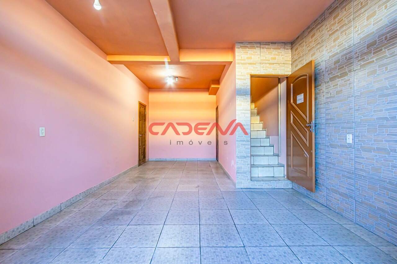 Sobrado à venda no Xaxim: 