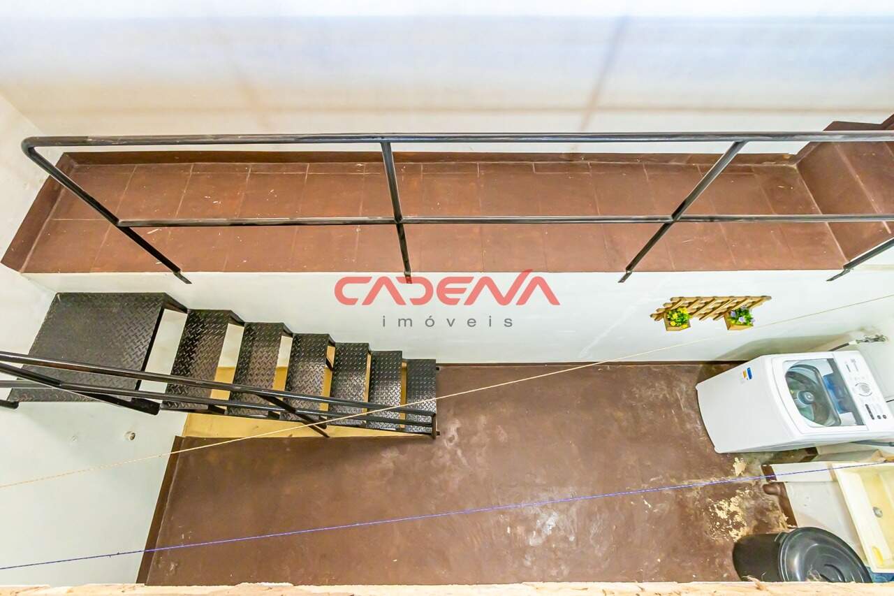 Sobrado à venda no Xaxim: 